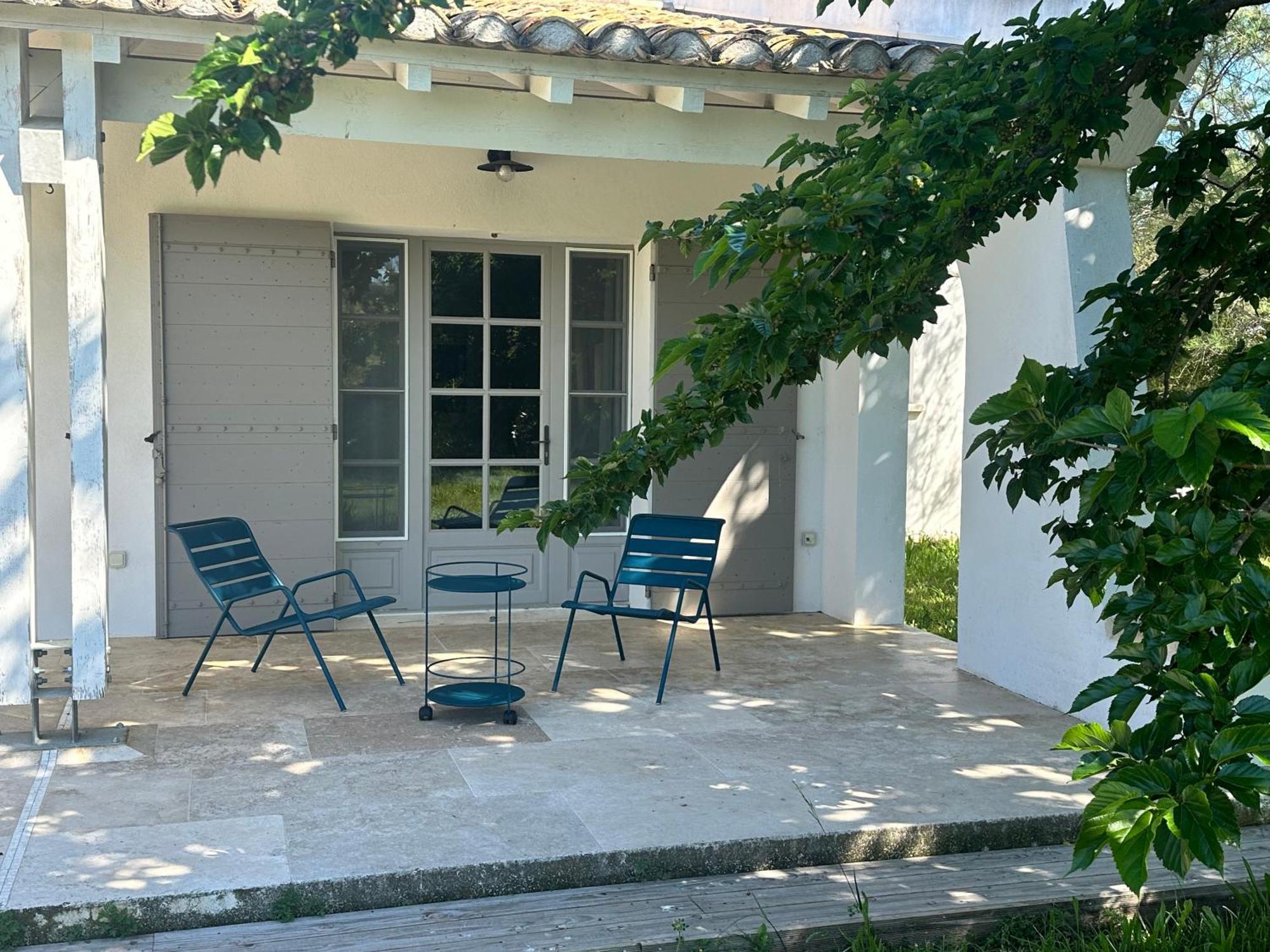 Mas Du Couvin, Maison D'Hotes En Camargue Сен Мари де ла Мер Екстериор снимка